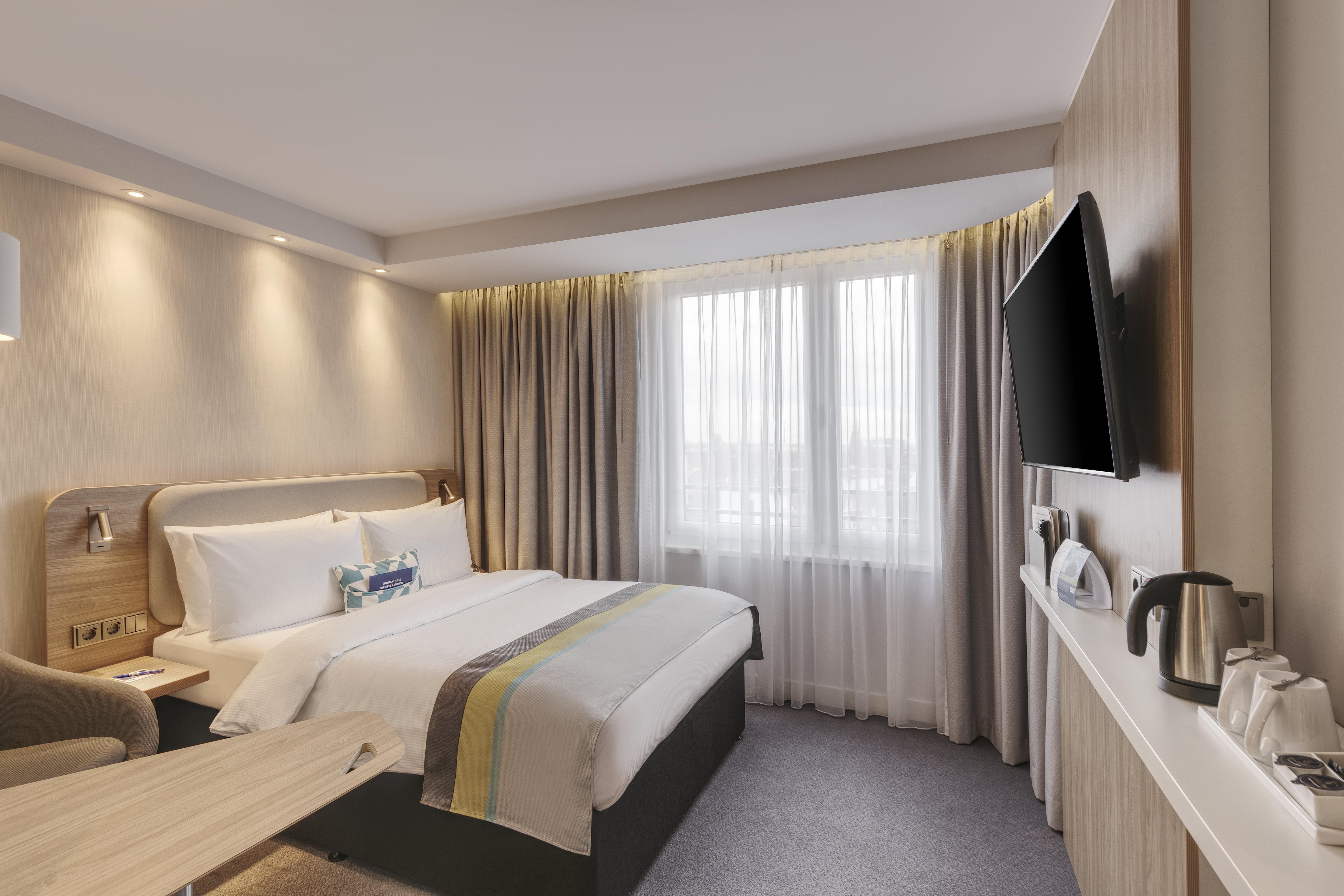 Holiday Inn Express - Cologne - City Centre ภายนอก รูปภาพ